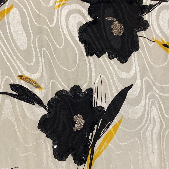 Vintage 100% Silk Floral Print Beaded Peplum Wrap Top - Picture 7 of 7